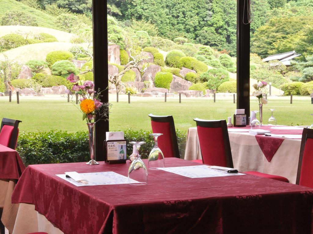Takeo Century Hotel Exterior foto